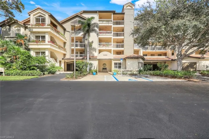 26890  Wedgewood  DR, Bonita Springs, FL 34134