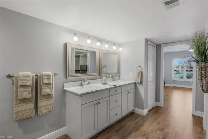 26890  Wedgewood  DR, Bonita Springs, FL 34134