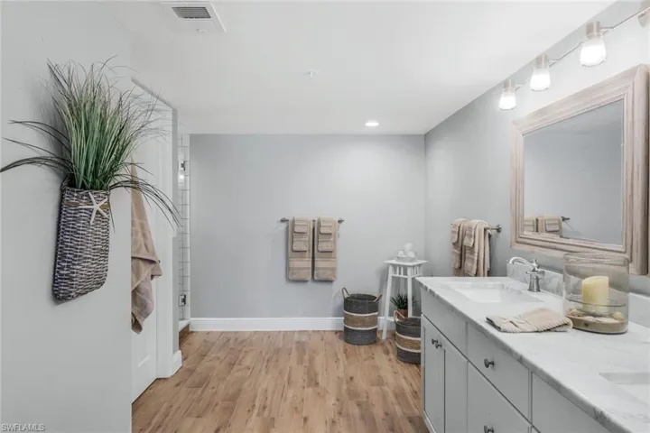 26890  Wedgewood  DR, Bonita Springs, FL 34134