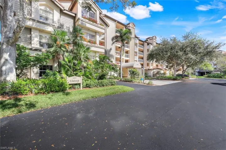 26890  Wedgewood  DR, Bonita Springs, FL 34134