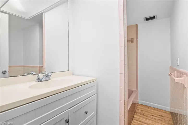 1408  Charles  CT, Fort Myers, FL 33919