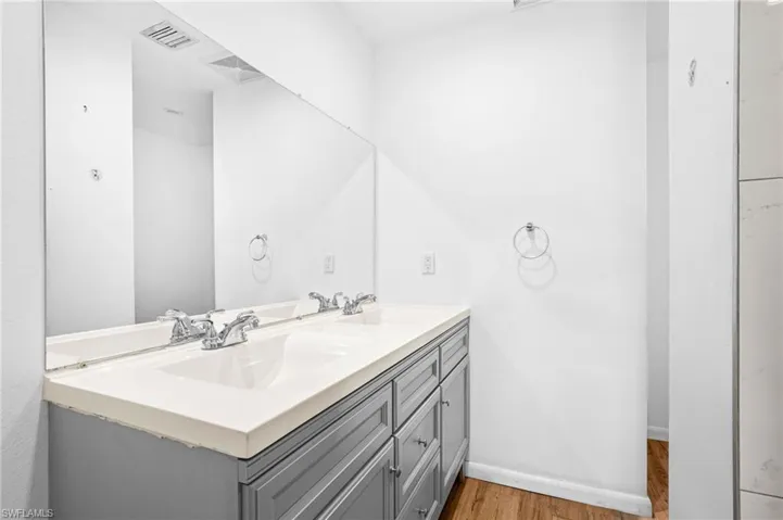 1408  Charles  CT, Fort Myers, FL 33919