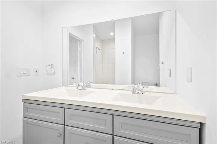 1408  Charles  CT, Fort Myers, FL 33919