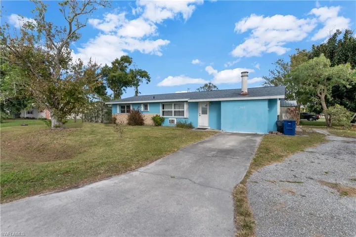 372  Park Lane  DR, North Fort Myers, FL 33917