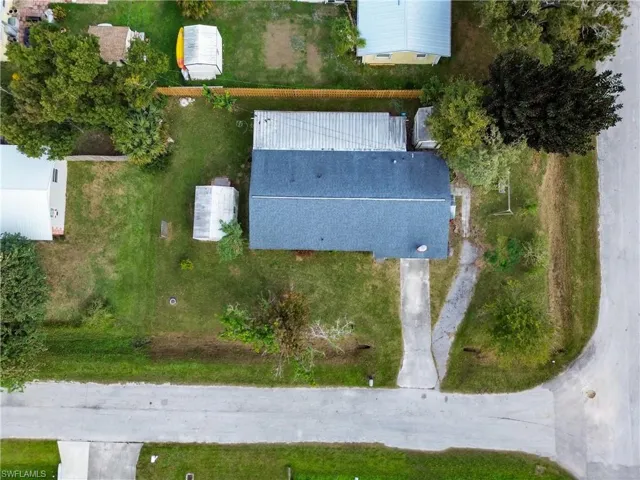 372  Park Lane  DR, North Fort Myers, FL 33917