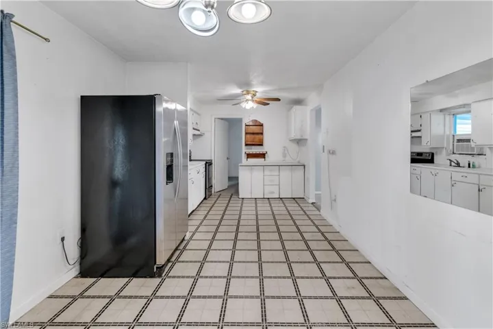 372  Park Lane  DR, North Fort Myers, FL 33917