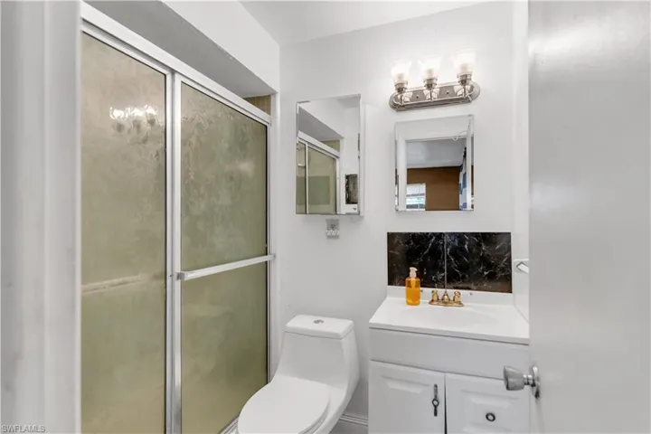 372  Park Lane  DR, North Fort Myers, FL 33917