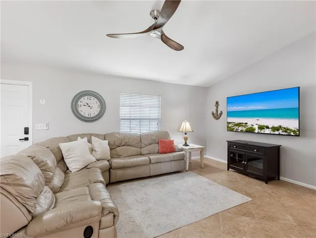 1221 SW 13th  TER, Cape Coral, FL 33991