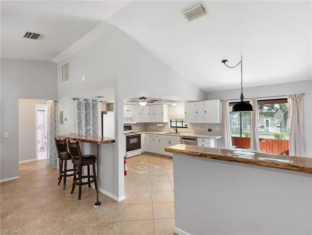 1221 SW 13th  TER, Cape Coral, FL 33991