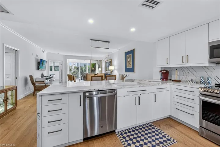 6537  Marissa  LOOP, Naples, FL 34108