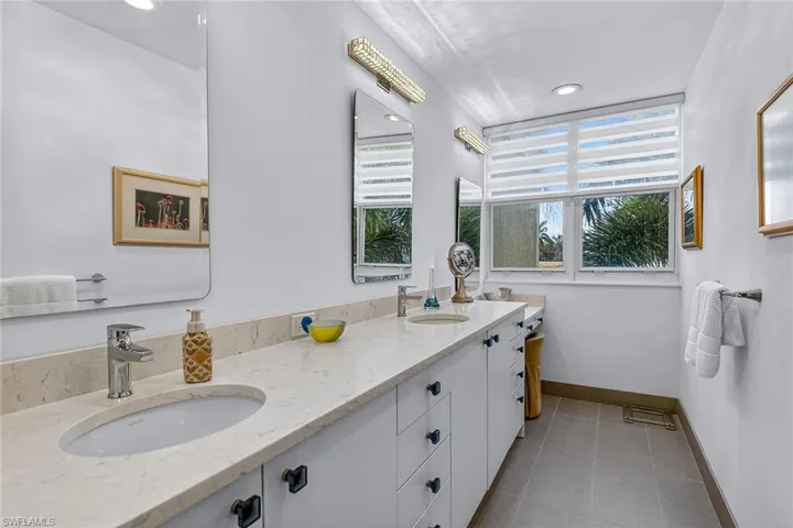 6537  Marissa  LOOP, Naples, FL 34108