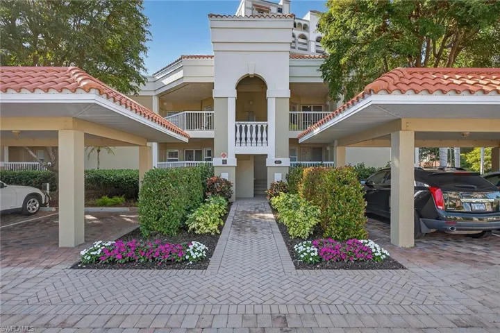 6537  Marissa  LOOP, Naples, FL 34108