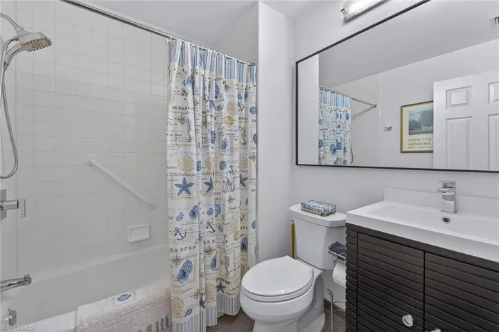 6537  Marissa  LOOP, Naples, FL 34108