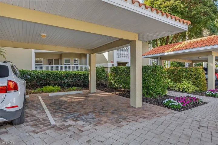 6537  Marissa  LOOP, Naples, FL 34108