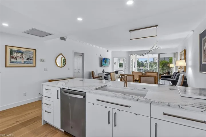 6537  Marissa  LOOP, Naples, FL 34108