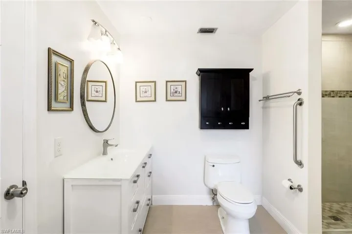 Primary en-suite bathroom has been recently remodeled.