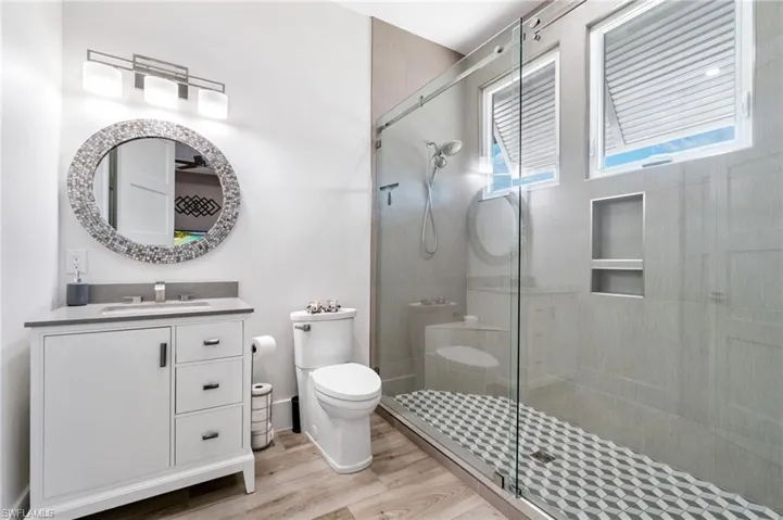 Guest Bathroom 2
