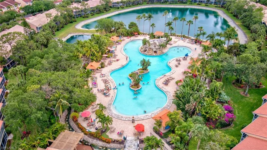 Large resort Pool