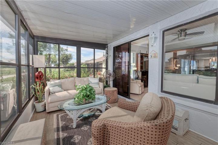 Screened in Lanai