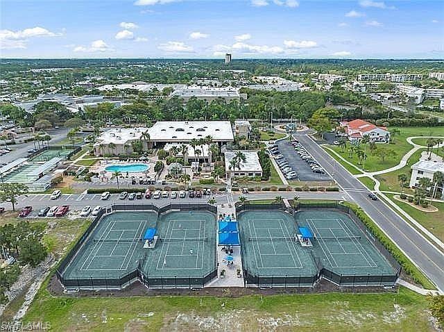 Tennis Courts