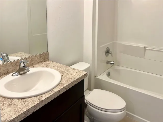8032 Marsh Cir, Labelle, Florida 33935
