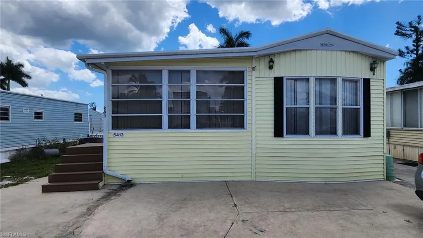 5413  Maple Syrup  ST, Fort Myers, FL 33908