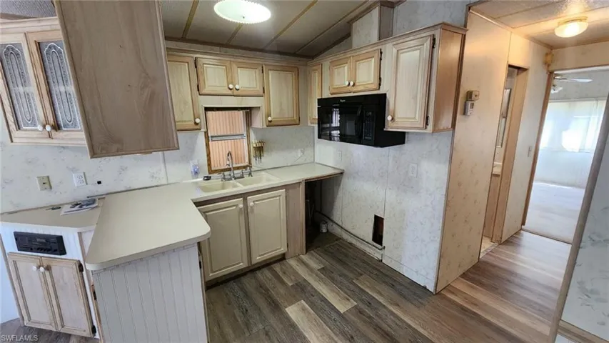 5413  Maple Syrup  ST, Fort Myers, FL 33908