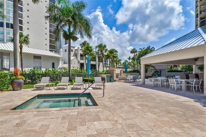 4551 Gulf Shore Blvd N 1600, Naples, Florida 34103