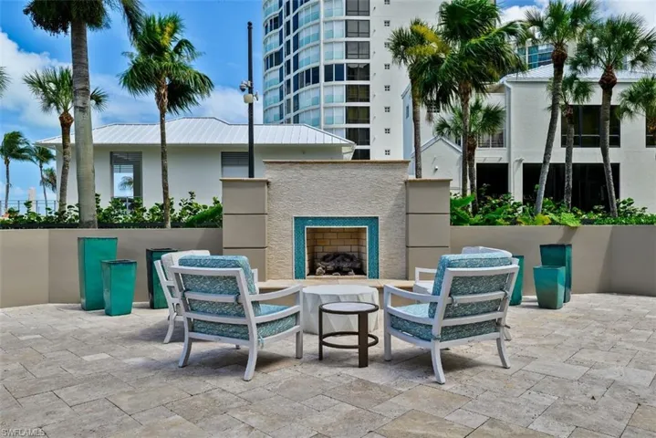 4551 Gulf Shore Blvd N 1600, Naples, Florida 34103