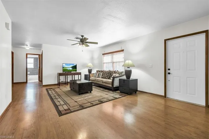 1481 13th St Sw, Naples, Florida 34117