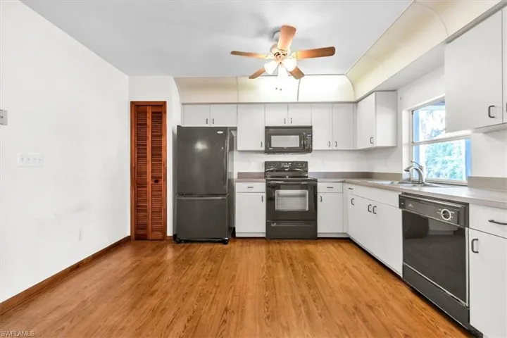 1481 13th St Sw, Naples, Florida 34117