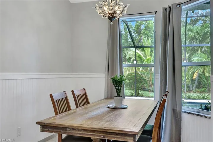 Breakfast nook