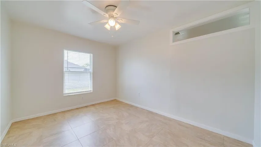 Den off Kitchen