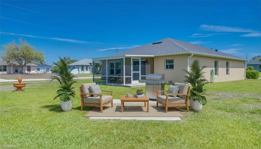 VIRTUALLY STAGED Back of Home