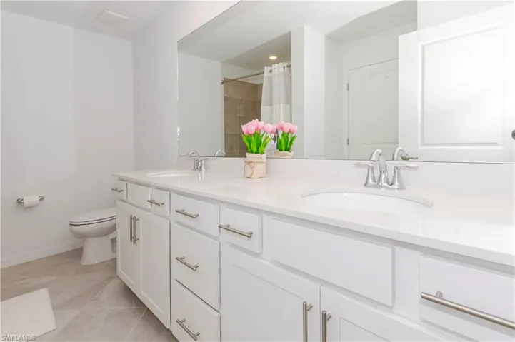 Guest Batroom