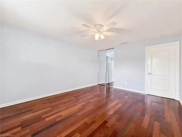 5712 Drummond Way Way, Naples, Florida 34119