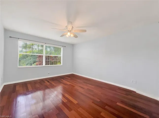 5712 Drummond Way Way, Naples, Florida 34119