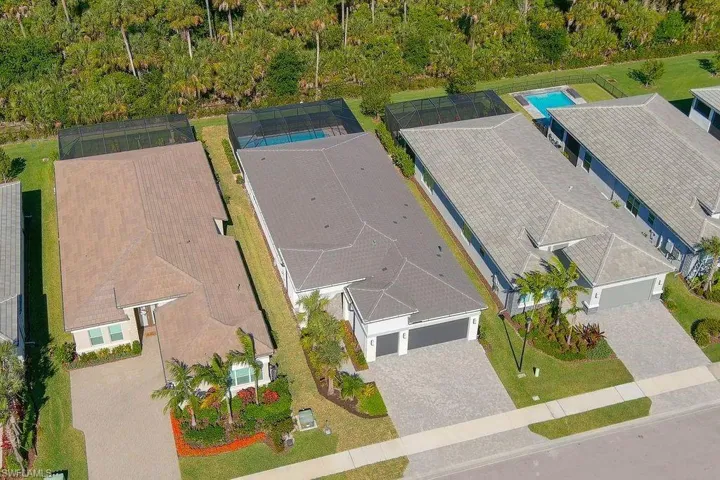 11863  Gardenia  AVE, Naples, FL 34120