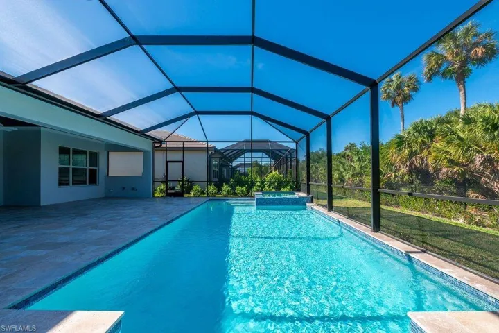 11863  Gardenia  AVE, Naples, FL 34120