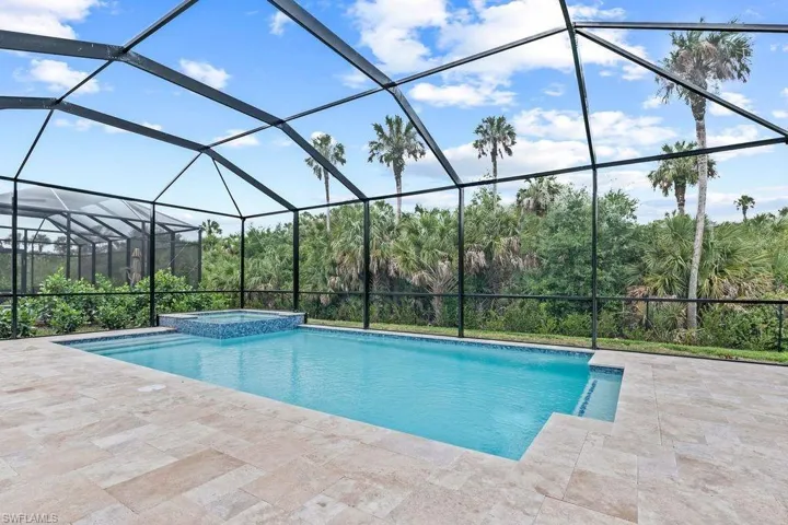 11863  Gardenia  AVE, Naples, FL 34120