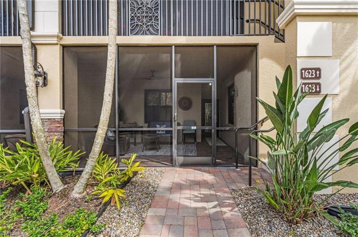 Front Lanai
