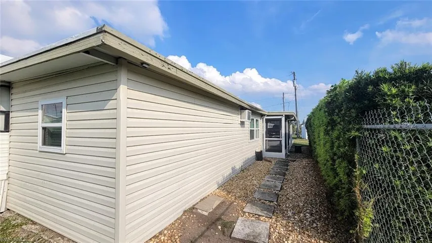 View of side of home