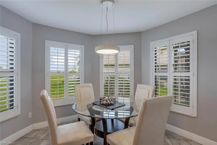 Breakfast nook with great views to enjoy morning coffee.