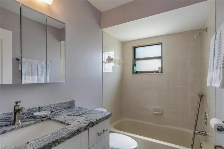 Guest bath.