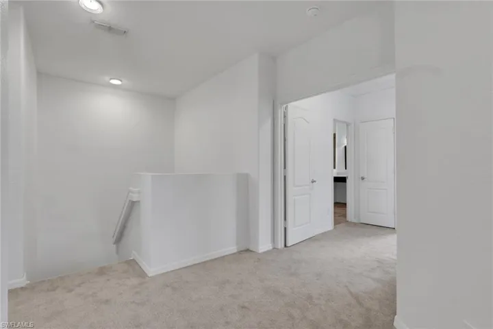 Top of landing leading to bedrooms