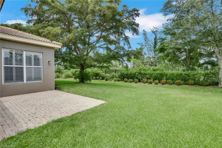 Oversize yard.