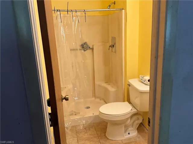 Primary bath w/shower only.