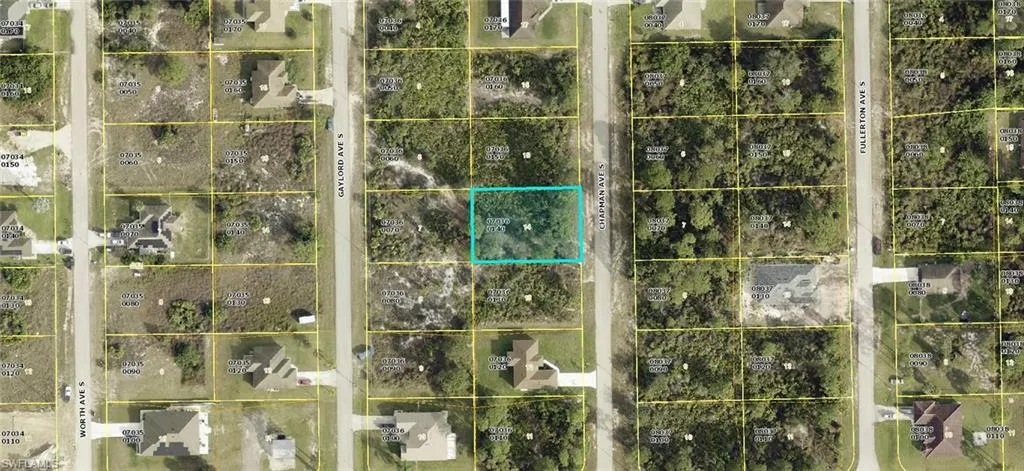 738  Chapman S AVE, Lehigh Acres, FL 33974