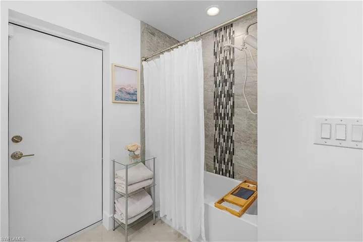 A Guest -Spa Retreat Bath!
