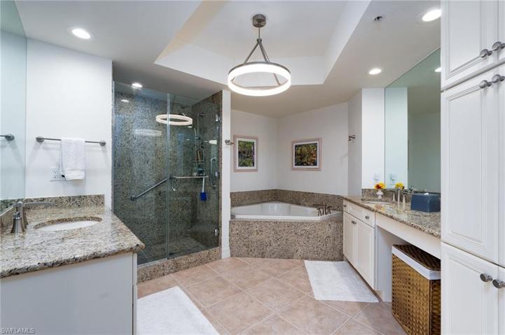 2104 W 1st ST # 1401, FORT MYERS FL 33901